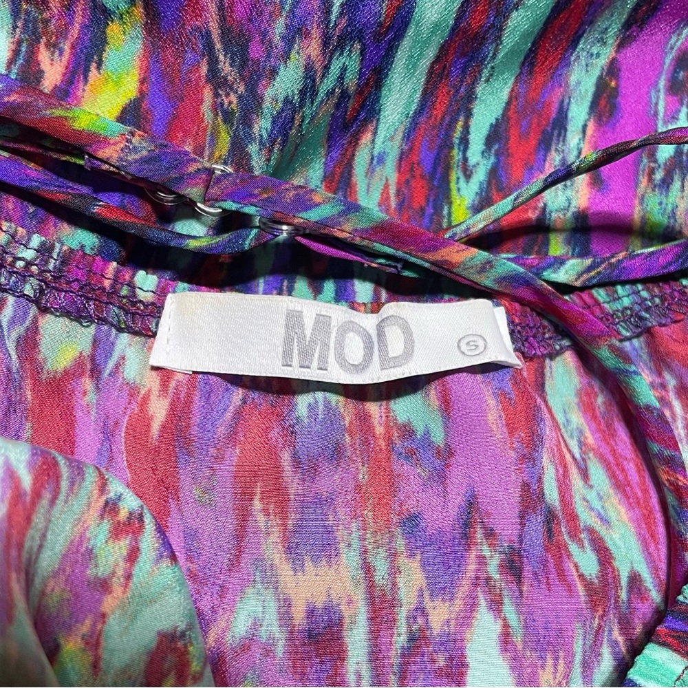 #0120 MOD On Trend colorful Lined X-Strap Sundress w/ Blue Accent Belt -S - Picture 4 of 6